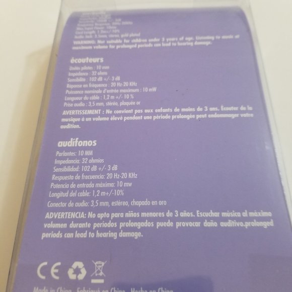Claires Earbuds - Picture 2 of 4